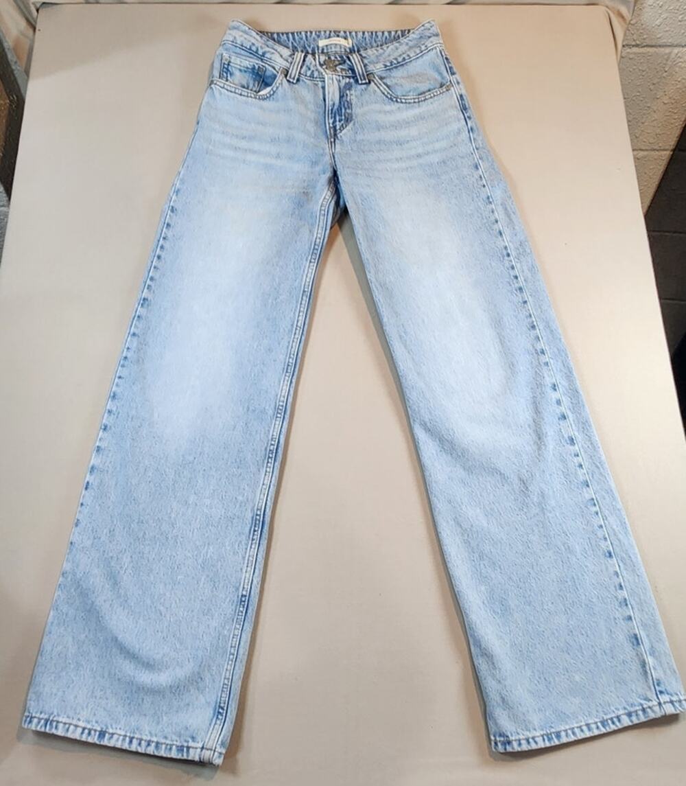 Levi’s Superlow Loose Jeans Women 25x32 Light Wash Low Rise Wide Leg Y2K